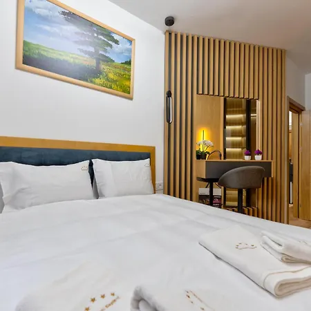 Lux Blagojevic アパート