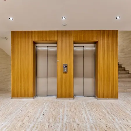 Lux Blagojevic アパート ズラティボール